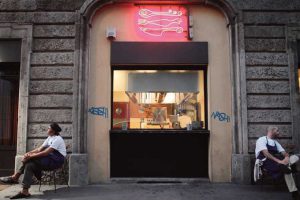 Ristorante Al Mercato Burger Bar Milano_Esterno_Conosco un posto