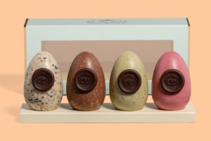 Colombe e uova di Pasqua artigianali